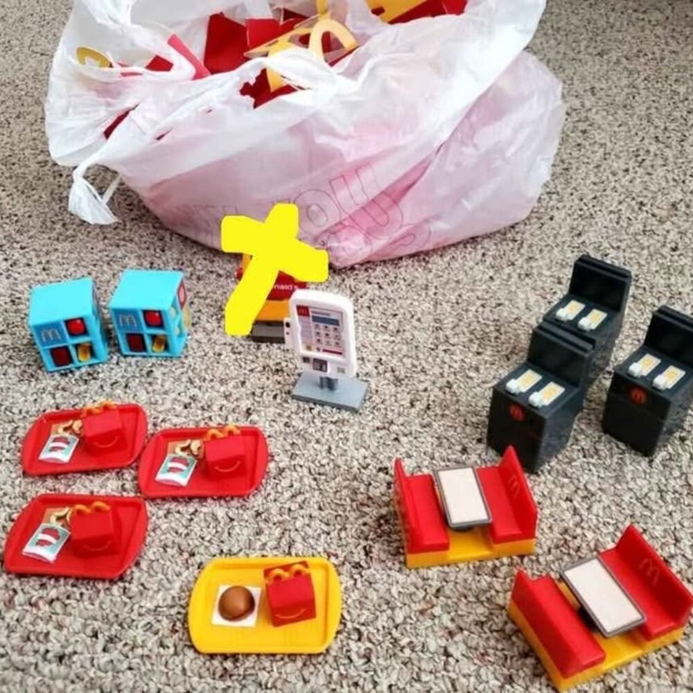 Lil McDonald's Toys